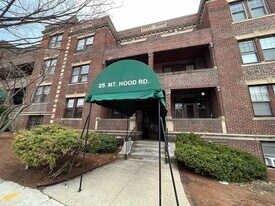25 Mt Hood Rd in Boston, MA - Building Photo