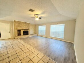 13211 Whitchurch Way in Houston, TX - Building Photo - Building Photo