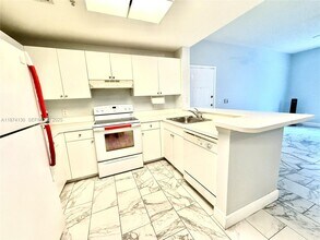 2015 SE 10th Ave in Fort Lauderdale, FL - Building Photo - Building Photo