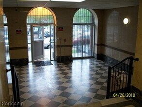 645 Summer Ave, Unit D9 in Newark, NJ - Building Photo - Building Photo