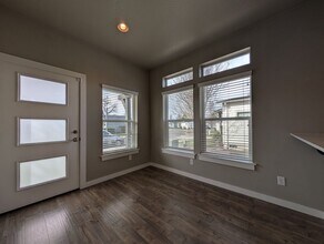 969 Nantucket Ave in Eugene, OR - Building Photo - Building Photo