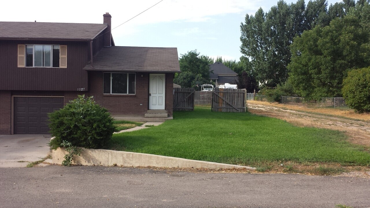 1127 W 1500 S in Vernal, UT - Building Photo