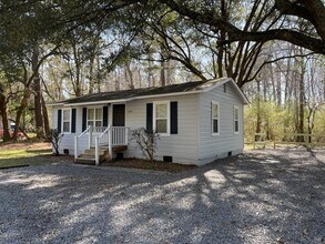 408 Miles Jamison Rd in Summerville, SC - Building Photo - Building Photo