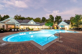 Hawthorne at Kennesaw in Kennesaw, GA - Foto de edificio - Building Photo