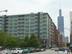 950 W Jackson St in Chicago, IL - Building Photo - Building Photo