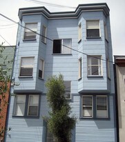 452-454 Clementina St Apartments