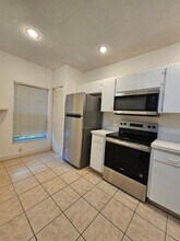8545 Hunters Key Cir in Tampa, FL - Building Photo - Building Photo