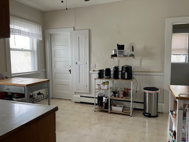 7 Wheeler St, Unit 3 in Somerville, MA - Foto de edificio - Building Photo