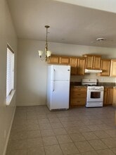 3900 205 N Butler Ave in Farmington, NM - Building Photo - Building Photo