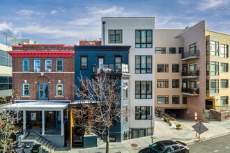 3043 15th St NW in Washington, DC - Foto de edificio - Building Photo