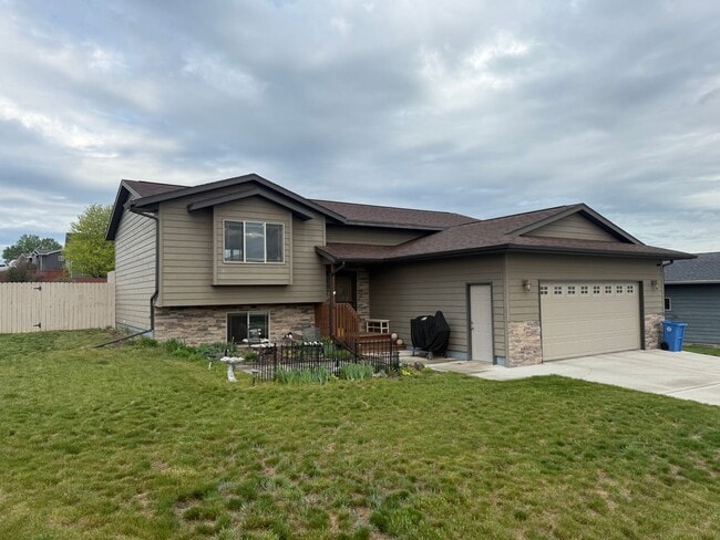 property at 2 Eli Dr