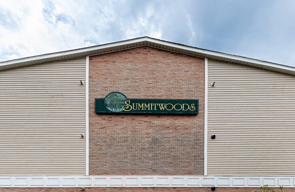 Summitwoods Apartments Norwich, CT Apartments