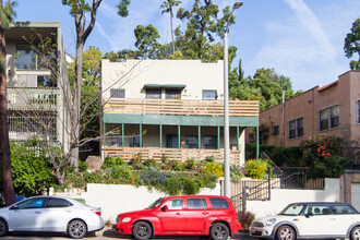 1431 Silver Lake Blvd in Los Angeles, CA - Building Photo - Building Photo