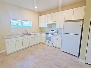 4951 Serafica Dr in Lake Worth Beach, FL - Building Photo - Building Photo