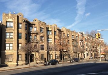 1621 Eastern Pkwy in Brooklyn, NY - Building Photo