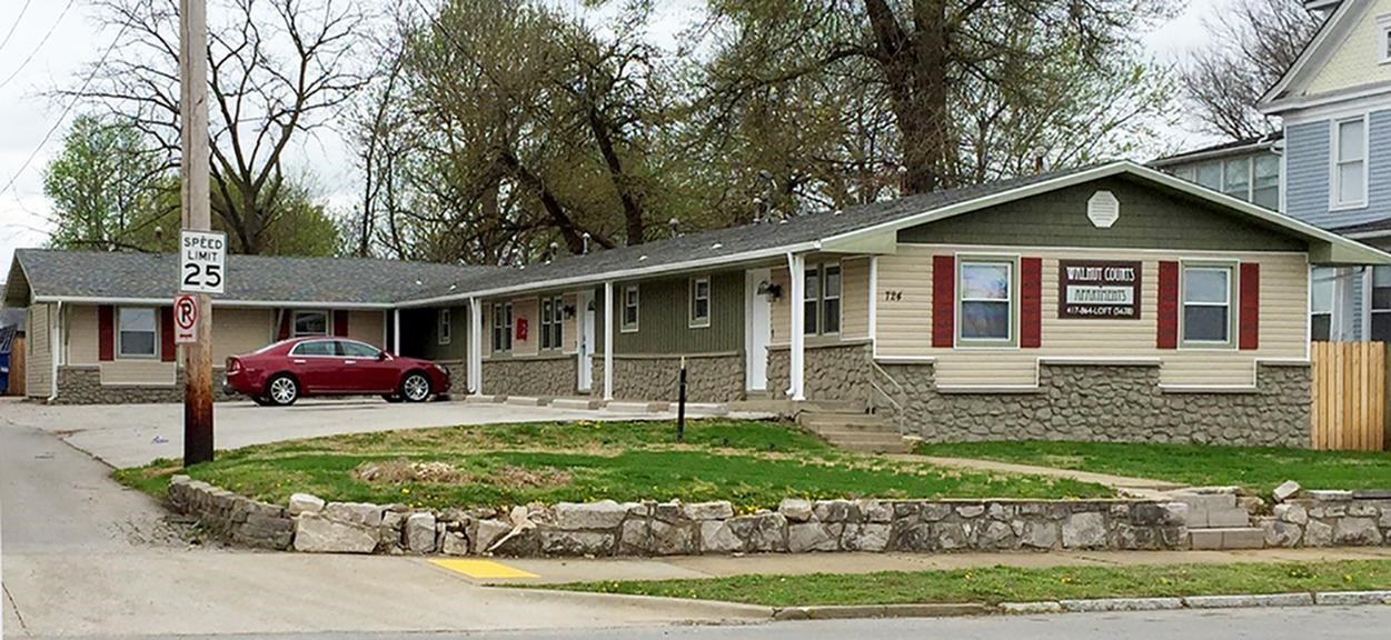 Walnut Courts Apartments in Springfield, MO - Foto de edificio