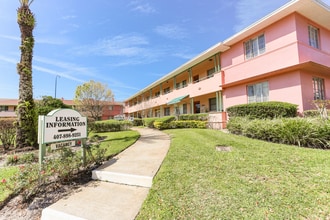 Lake Ivanhoe Shores Apartments in Orlando, FL - Building Photo - Building Photo