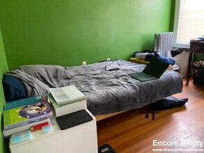 10 Cambridge Ter in Cambridge, MA - Building Photo - Building Photo