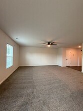 925 Turkey Berry Ln in Gilbert, SC - Building Photo - Building Photo