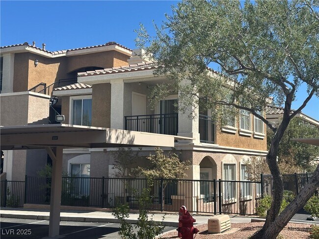 2900 Sunridge Heights Pkwy