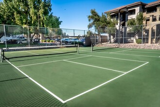 Canyon Oaks in Tucson, AZ - Building Photo - Building Photo