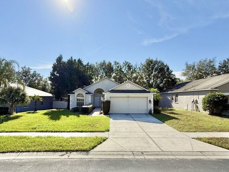 5431 Ayrshire Dr in Spring Hill, FL - Building Photo