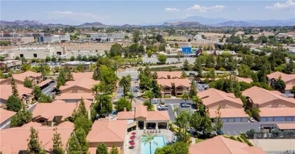 24909 Madison Ave in Murrieta, CA - Building Photo - Building Photo