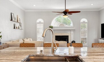 4050 Mary Kathryn Cir in Panama City, FL - Building Photo - Building Photo