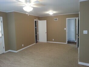 4334 S Norfolk Ave in Tulsa, OK - Building Photo - Building Photo