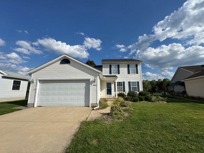 property at 38273 Pebble Lake Trail