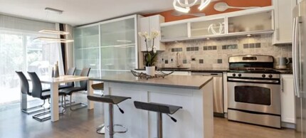 1430 Waukegan Rd in Deerfield, IL - Building Photo - Building Photo