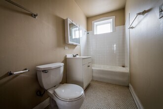 5500 W Van Buren St Chicago, IL 60644 in Chicago, IL - Building Photo - Building Photo