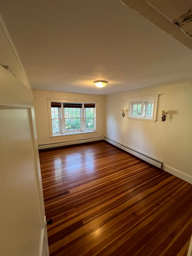 60 Hammond St, Unit #2