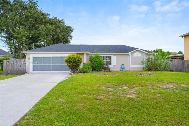 3749 SW Kasin St in Port St. Lucie, FL - Building Photo - Building Photo