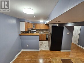 52B Rivendell Trail in Toronto, ON - Building Photo - Building Photo