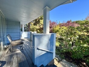 4751 SW 53rd Ave in Portland, OR - Building Photo - Building Photo