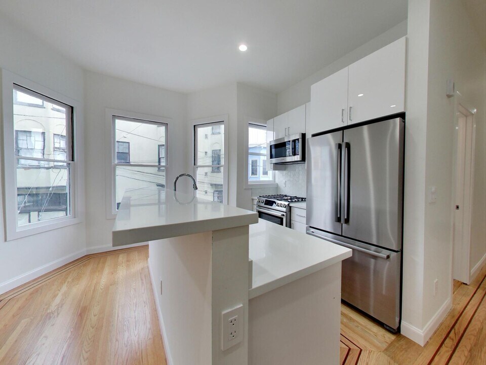 844 Greenwich St in San Francisco, CA - Building Photo