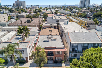 1524 E 3rd St in Long Beach, CA - Building Photo - Building Photo