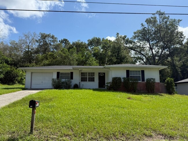 property at 3385 S Highlands Ave