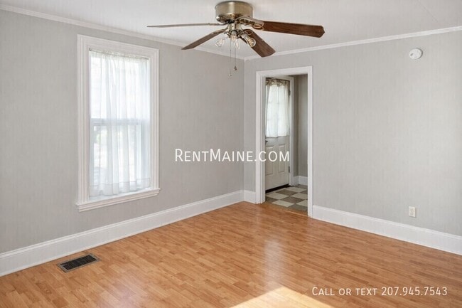 92 Fling St