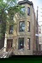 850 W Fletcher St, Unit # 01R in Chicago, IL - Building Photo