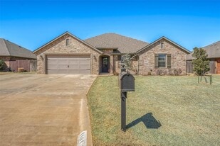 1101 Northridge Blvd in Altus, OK - Building Photo