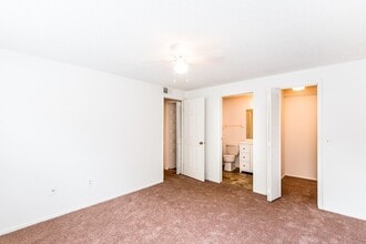 4022 Beaver Ln in Port Charlotte, FL - Building Photo - Building Photo