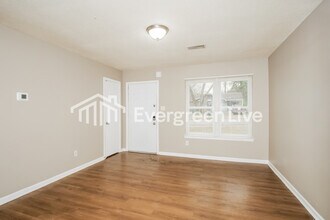 3316 Sweet Springs Dr in Memphis, TN - Building Photo - Building Photo