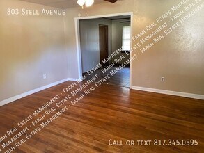 803 Stell Ave in Mansfield, TX - Building Photo - Building Photo