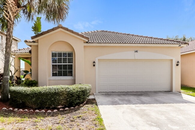 property at 141 Seminole Lakes Dr