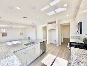 6927 Snowdon Razor St in Sparks, NV - Building Photo - Building Photo