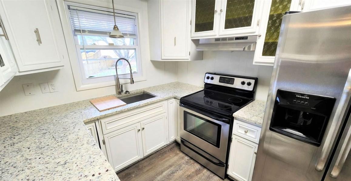 401 Bethel Dr in Mauldin, SC - Building Photo