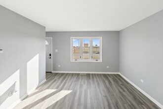 922 E 155th St in Phoenix, IL - Building Photo - Building Photo