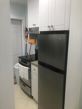 7921 Abbott Ave in Miami Beach, FL - Building Photo - Building Photo